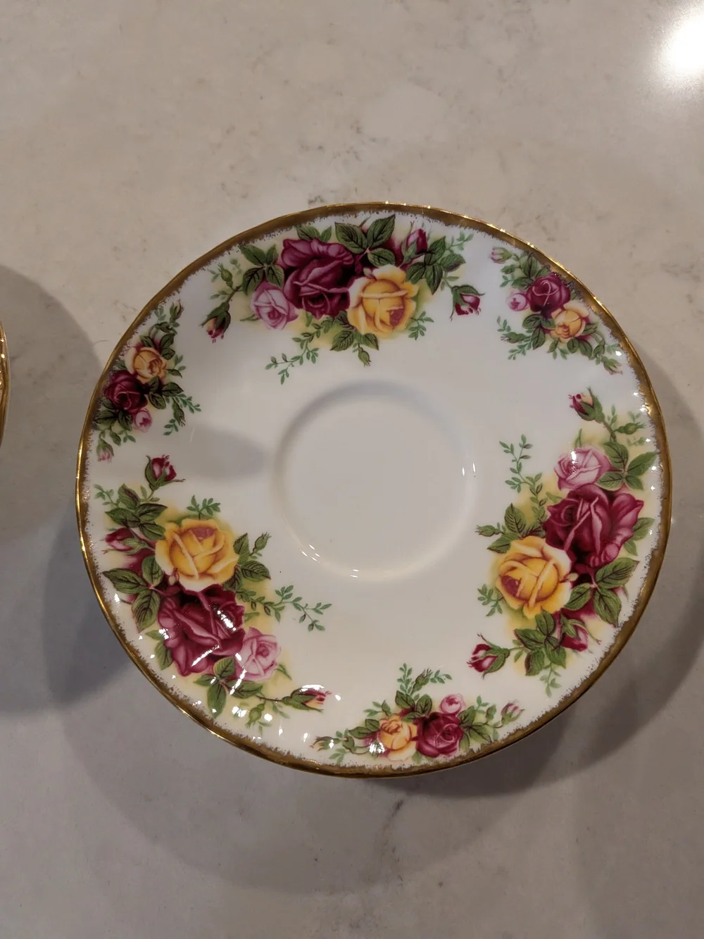 Royal Albert Old Country RosesTeacup & Saucer Set Of 2 Vintage 1960s England